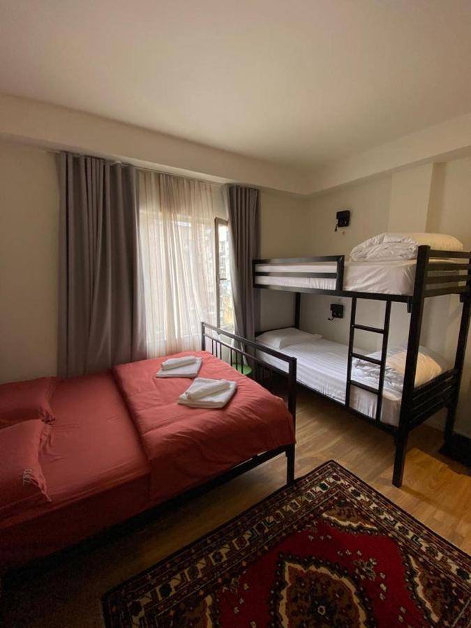 Vanilla Sky Boutique Hostel Tirana Exterior photo
