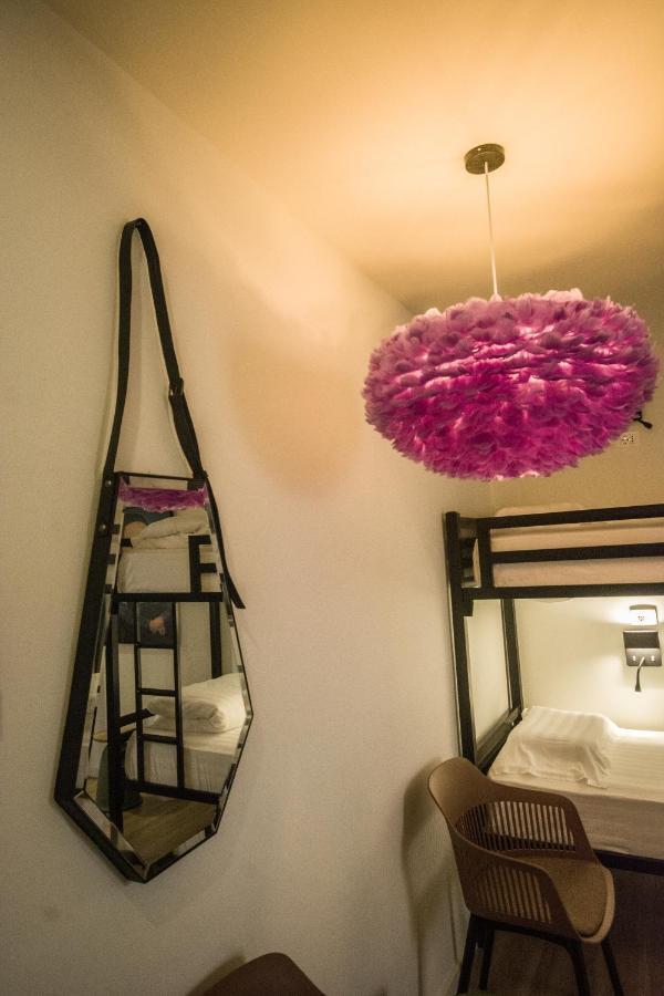 Vanilla Sky Boutique Hostel Tirana Exterior photo