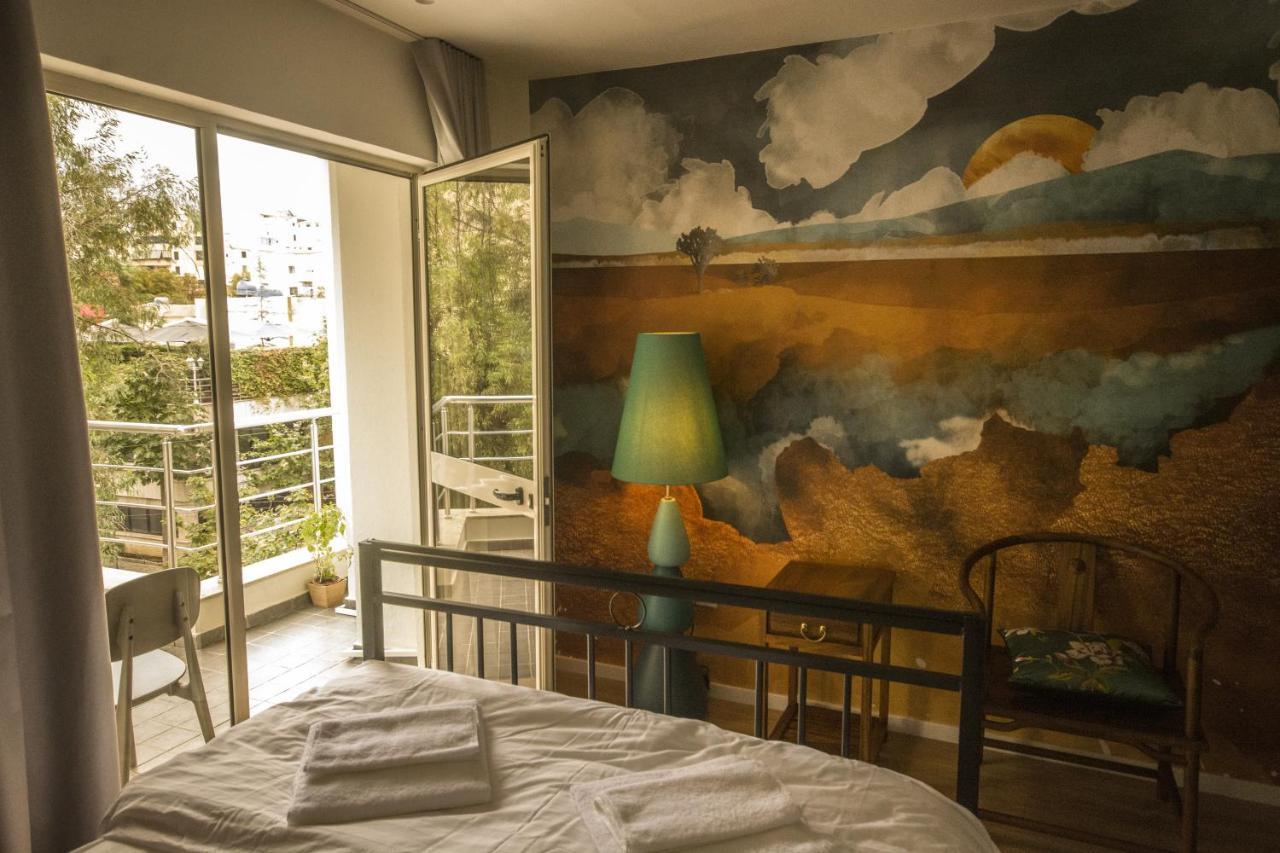 Vanilla Sky Boutique Hostel Tirana Exterior photo