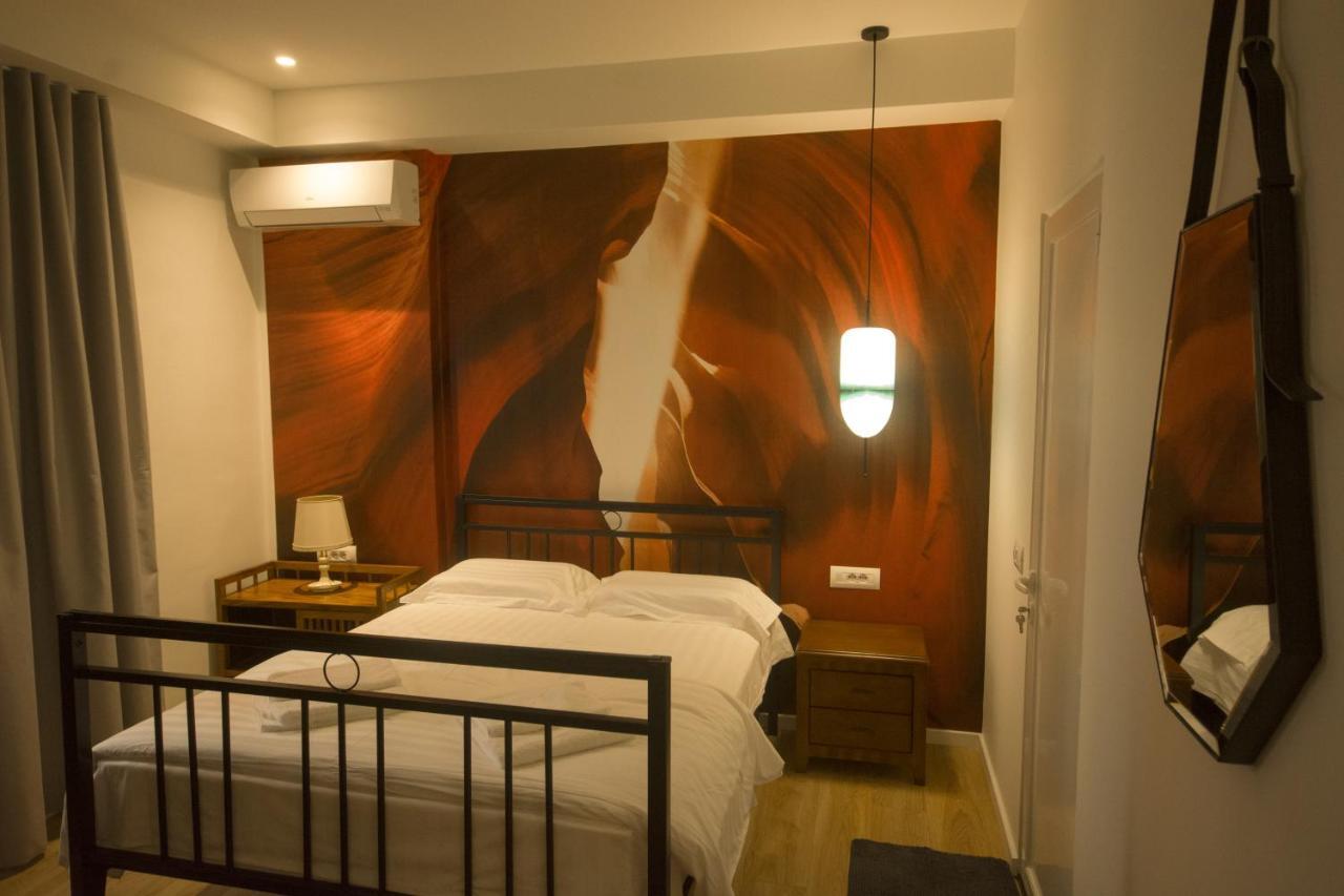 Vanilla Sky Boutique Hostel Tirana Exterior photo