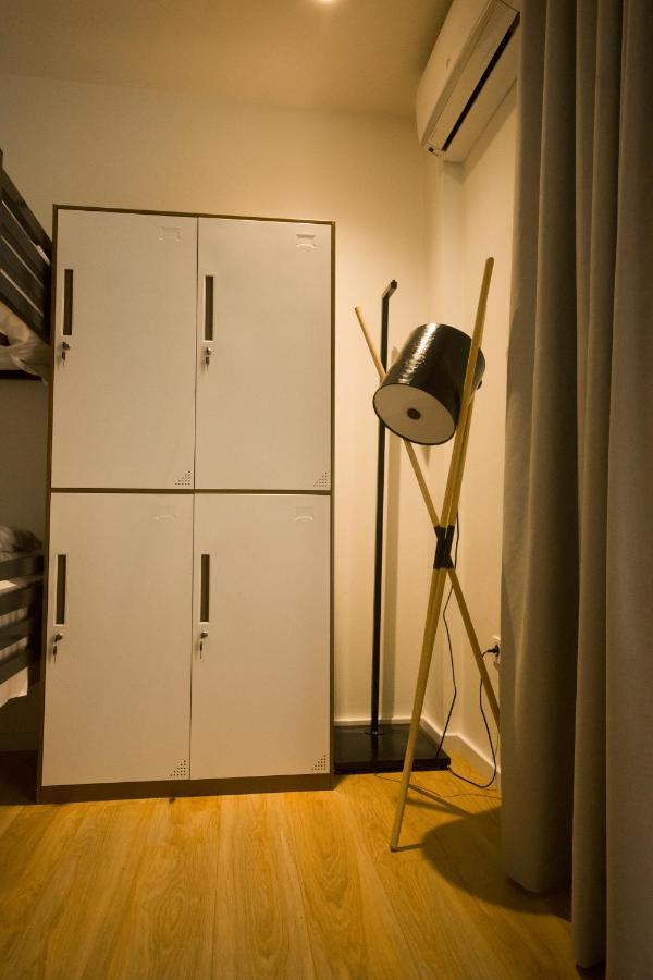 Vanilla Sky Boutique Hostel Tirana Exterior photo